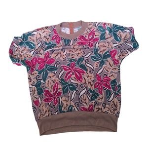 Vintage Floral top runs like m/l 21" ptp (L6)